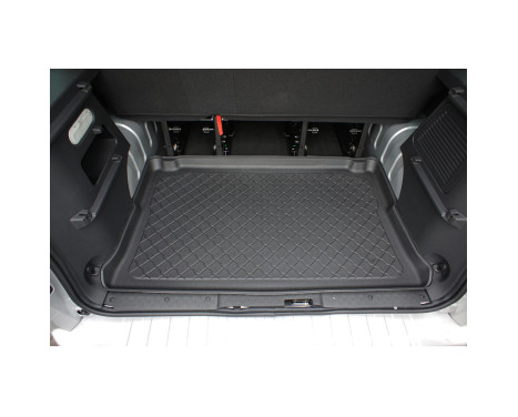 Boot liner suitable for Opel Vivaro B Tour 09.2014-02.2019/ Renault Traffic III 09.2014- / Fiat Ta, Image 3