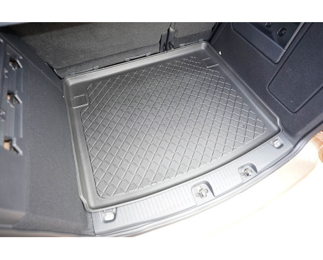 Boot liner suitable for Volkswagen Caddy V (Caddy, Life, Style, Move, Kombi) C/5 11.2020- / Ford T, Image 6