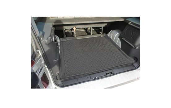 Boot mat suitable for Opel Vivaro B Tour 09.2014-02.2019 / Renault Traffic III 09.2014-, Image 3