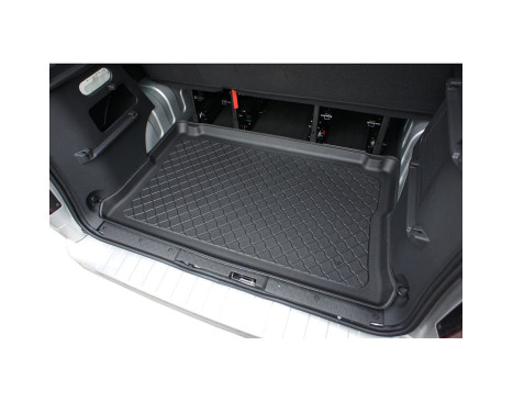 Boot mat suitable for Opel Vivaro B Tour 09.2014-02.2019/ Renault Traffic III 09.2014-, Image 4