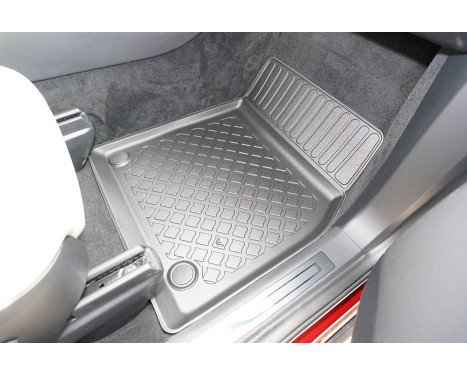 Rubber mats front set suitable for Tesla Model X 2021 - 2-piece, Image 4