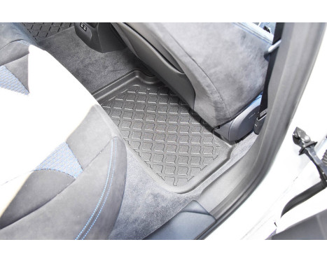 Rubber mats suitable for BMW 1-Series (F40) / BMW 2-Series (F44) Gran Coupe 2019+, Image 8