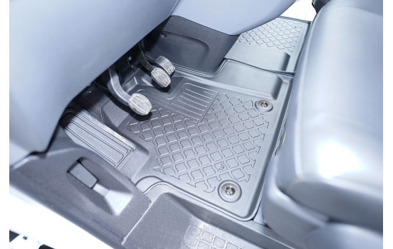Rubber mats suitable for Jumpy / Expert / ProAce / Vivaro 2016+ (incl. Electric), Image 3