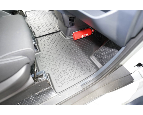 Rubber mats suitable for Maxus E-Deliver 3 2020-, Image 4