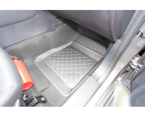 Rubber mats suitable for Maxus T90 EV (electric) pick-up 2022-; full set (FS), Image 4
