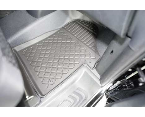 Rubber mats suitable for Mercedes V-Class (W447) / (E-)Vito (W447) / EQV300 2014+, Image 3