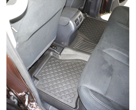 Rubber mats suitable for Nissan Navara Double Cab / Renault Alaskan Double Cab 2016-2022, Image 7