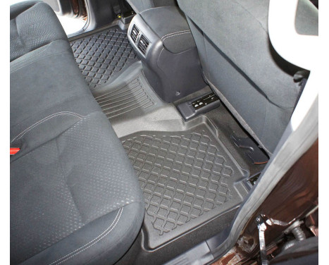 Rubber mats suitable for Nissan Navara Double Cab / Renault Alaskan Double Cab 2016-2022, Image 10