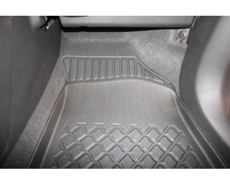 Rubber mats suitable for Opel Mokka 2012-2019 / Chevrolet Trax 2013-2019, Image 7