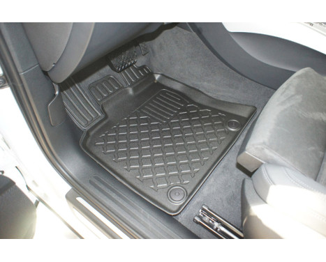 Rubber mats suitable for Porsche Macan 2014+ (incl. Facelift), Image 3