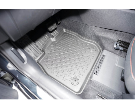 Rubber mats suitable for Seat Leon mHEV / Leon Sportstourer mHEV / VW Golf VIII Variant mHEV 2020+, Image 3