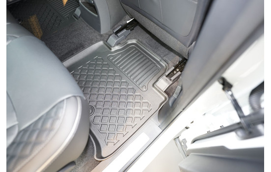 Rubber mats suitable for Ssangyong Rexton II (Y400) 11.2017- / Ssangyong Musso pick-up 07.20, Image 9