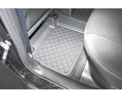 Rubber mats suitable for Suzuki SX-4 II Hybrid 2019-2021 / Suzuki S-Cross III Hybrid 2021+, Image 5