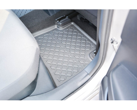Rubber mats suitable for Toyota Corolla Sedan/Station, Suzuki Swace 2019+, Image 6