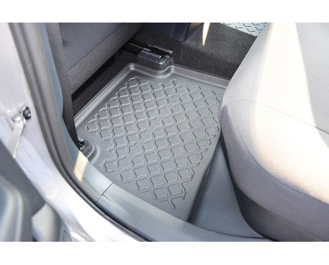 Rubber mats suitable for Toyota Corolla Sedan/Station, Suzuki Swace 2019+, Image 5