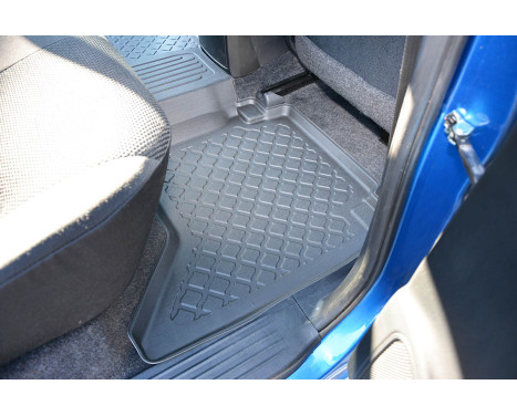 Rubber mats suitable for Toyota Hilux Double Cab 2006-2016, Image 5