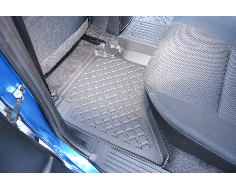 Rubber mats suitable for Toyota Hilux Double Cab 2006-2016, Image 8