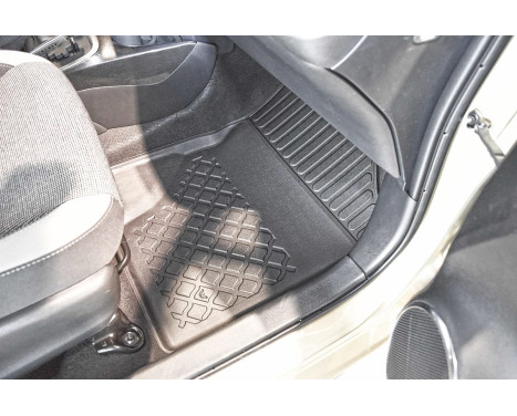 Rubber mats suitable for Toyota Yaris III Hybrid 2011-2020, Image 4