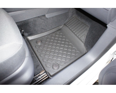 Rubber mats suitable for Volkswagen Caddy (Maxi) 2004-2020, Image 4