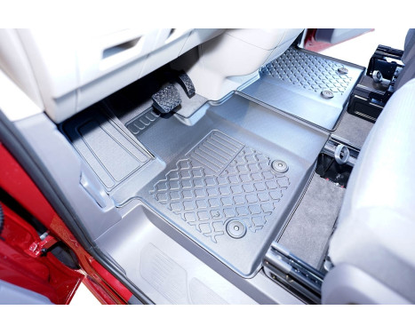 Rubber mats suitable for Volkswagen Multivan T7 2021+, Image 3