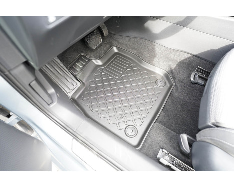 Rubber mats suitable for Volkswagen Passat B9 Variant / Skoda Superb IV (3Y) Combi 2024-, Image 4