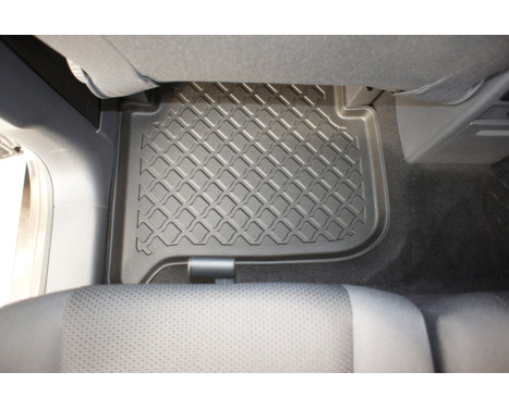 Rubber mats suitable for Volkswagen Touran 2003-2015, Image 8