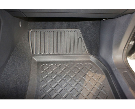 Rubber mats suitable for Volkswagen Touran II (5T) 2015+, Image 6