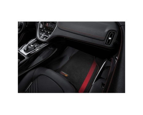 Red Bull Oracle Car Mats 4-Piece Set Black/Red, Image 2