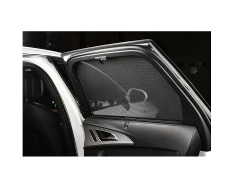 Privacy Shades (rear doors) suitable for Mercedes C-Class Station 2001-2007 (2-piece), Image 2