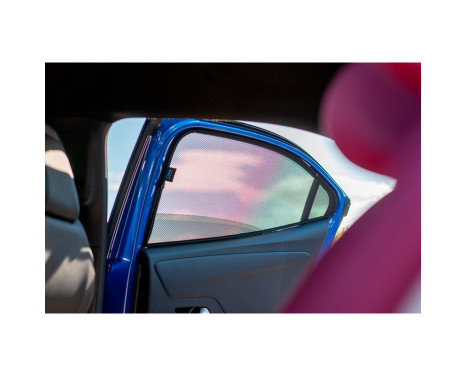 Privacy Shades (rear doors) suitable for Opel Mokka 5 doors 2020- (2-piece), Image 5