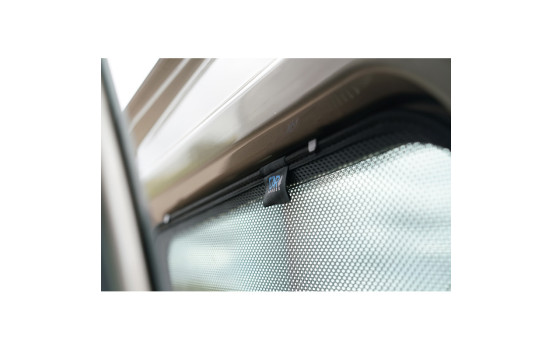 Set Car Shades (rear doors) suitable for Ford Tourneo Courier 2014-2023 (with opening windows), Image 6