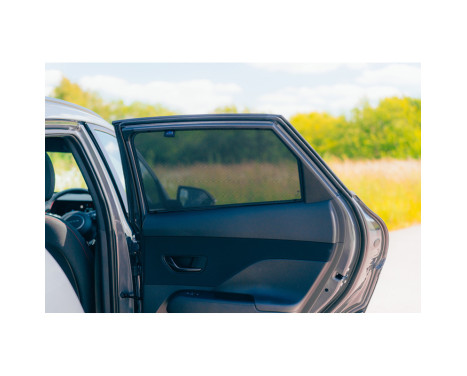 Set Car Shades (rear doors) suitable for Hyundai Kona II 5 doors 2024- (2-piece), Image 5