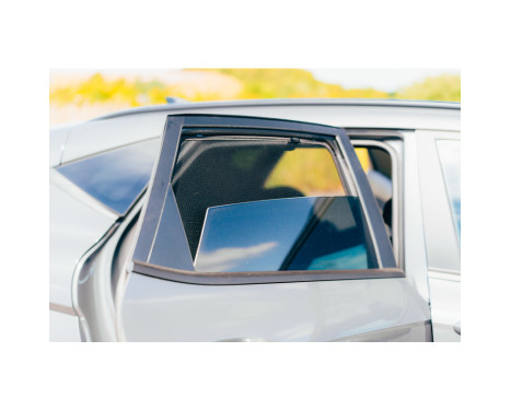 Set Car Shades (rear doors) suitable for Hyundai Kona II 5 doors 2024- (2-piece), Image 6
