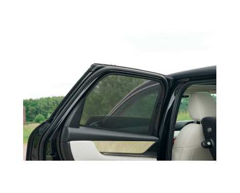 Set Car Shades (rear doors) suitable for Mazda CX-60 (KH) 2022- (2-piece), Image 6