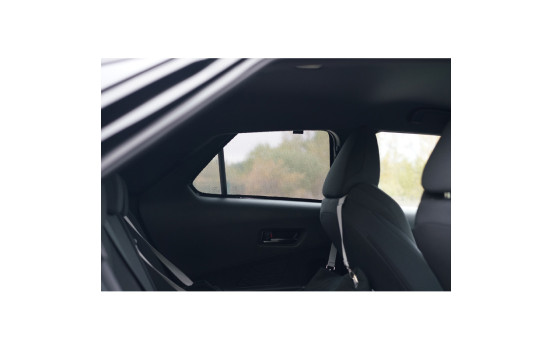 Set Car Shades (rear doors) suitable for Toyota C-HR II 2023- (2-piece), Image 5