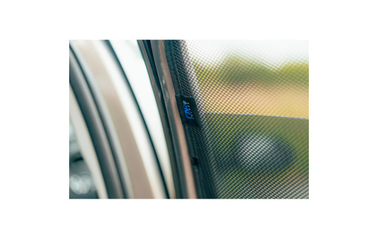 Set Car Shades (rear doors) suitable for Toyota Yaris (P21) 5 doors 2020- (2-piece), Image 8