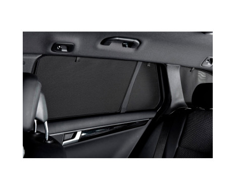 Set Car Shades (rear doors) suitable for Volkswagen Amarok 4 doors 2024- (2-piece)