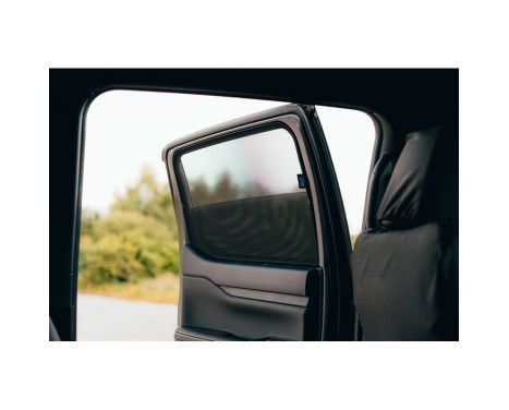 Set Car Shades suitable for Volkswagen Amarok 4 doors 2024- (4-piece), Image 8