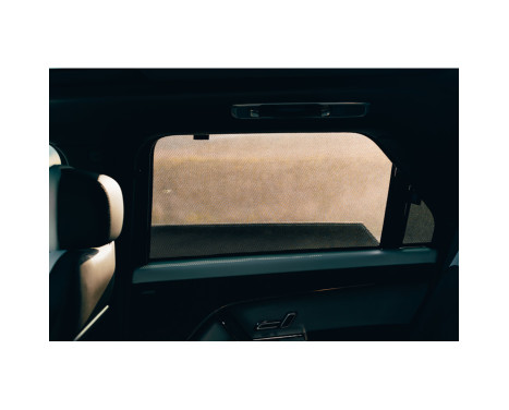 Set of Car Shades (rear doors) suitable for Range Rover Sport 5-door 2022- (2-piece), Image 5