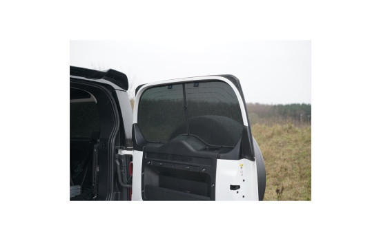 Set of Car Shades suitable for Land Rover Defender D90 3-door 2020- (8-piece), Image 6