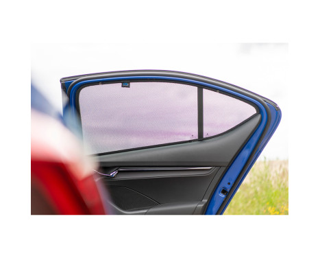 Set of Car Shades suitable for Skoda Octavia IV (NX3) HB 5-door 2020- (4-piece), Image 6