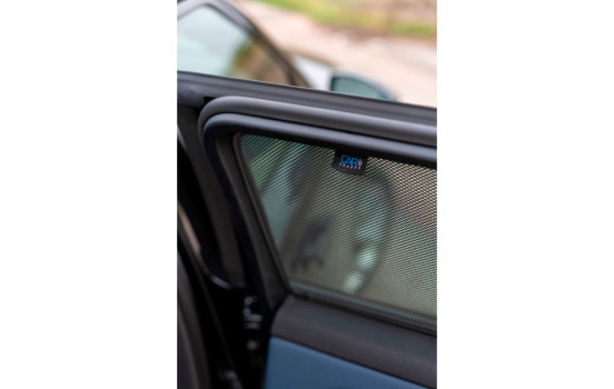Sun blinds (rear doors) suitable for Range Rover Evoque 5 doors 2019- (2-piece), Image 6
