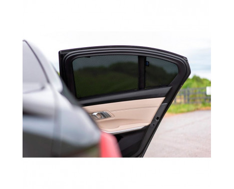 Sunshades (rear doors) suitable for BMW 3-Series G20 Sedan 2019- (4-piece), Image 9