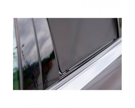 Sunshades (rear doors) suitable for BMW 3-Series G21 Touring 2019- (4-piece), Image 10