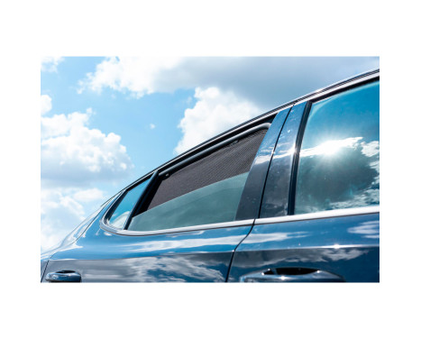 Sunshades (rear doors) suitable for Kia Stinger 2018- (4-piece), Image 5