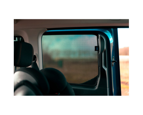 Sunshades suitable for Citroen Berlingo Multispace 2018- (fixed rear window) 6 Parts, Image 5