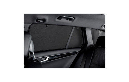 Sunshades suitable for Volkswagen Golf VIII Variant 2020- (6-piece), Image 3