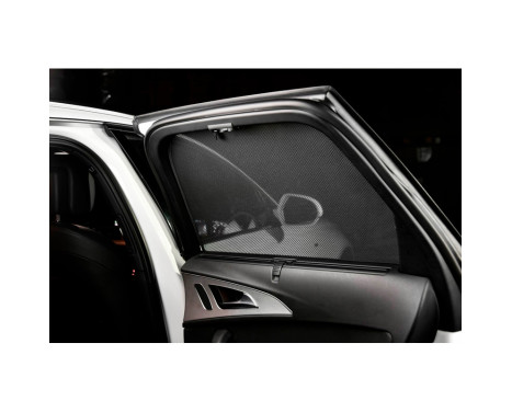 Set Car Shades suitable for Skoda Fabia IV 2021 - (4-piece), Image 2