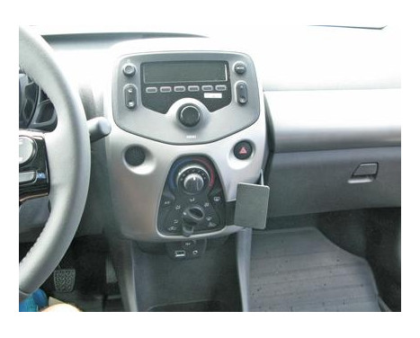 ProClip - Citroën C1 - Peugeot 108 - Toyota Aygo 2014-> Angled mount, Image 2