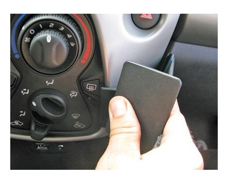 ProClip - Citroën C1 - Peugeot 108 - Toyota Aygo 2014-> Angled mount, Image 5